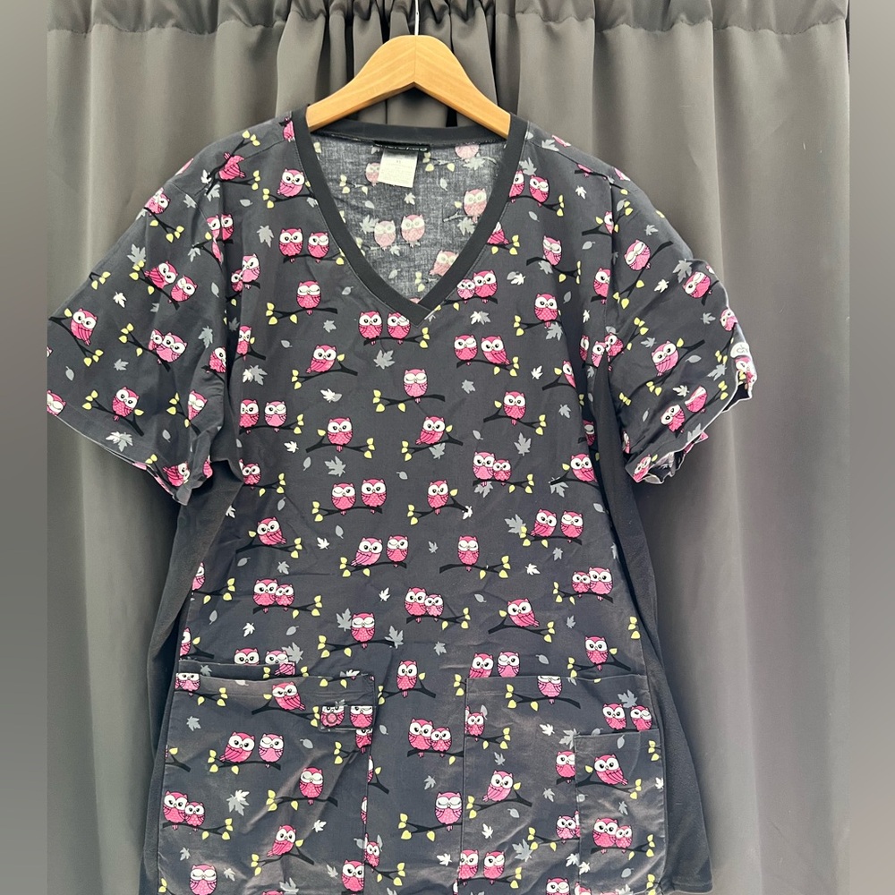 Cherokee Owl scrub top